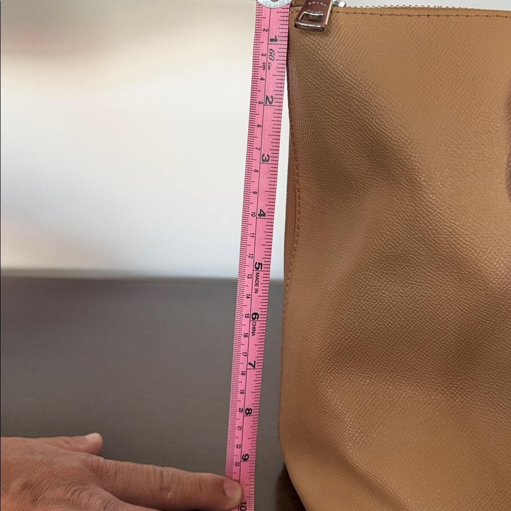 Coach Beige Leather Tote Bag - Picture 8 of 8